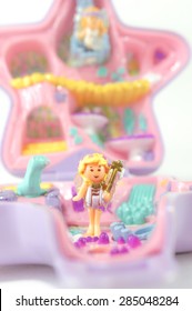 Pictures of polly pocket