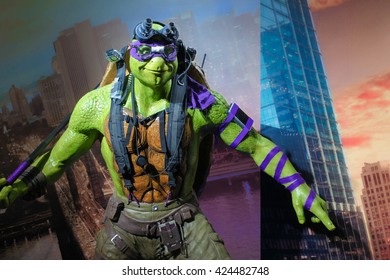 BANGKOK - APR 29, 2016 : Fiberglass Mascot Of Ninja Turtle Purple 