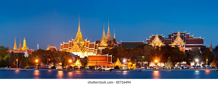 Bangkok City,Thailand.  Skyline View Of The Grand Palace,King Palace ,Wat Phra Kaew Or Emerald Buddha Temple At Night. Bangkok Is Big Capital Well Known For Vibrant Street Life And Cultural Landmarks	