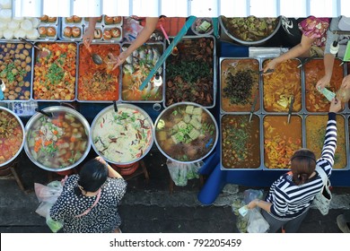 Thai Street Food Truck Images Stock Photos Vectors Shutterstock