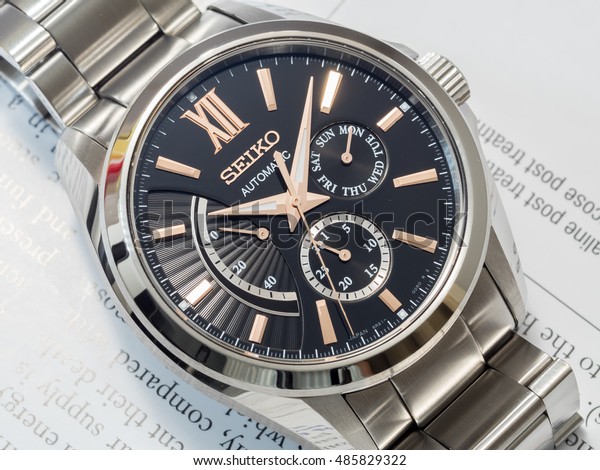 Seiko hodinky datovania rozdiel medzi datovania a ženatý