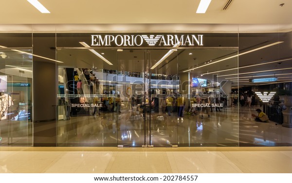 giorgio armani paragon