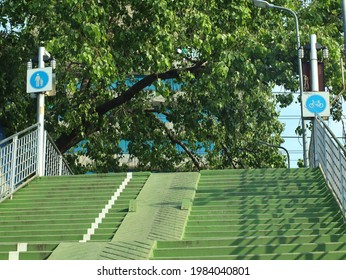 Bangkok Green Bridge  Arch Pic