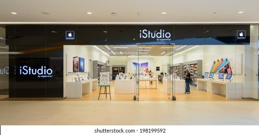 18,353 Mobile shop front Images, Stock Photos & Vectors | Shutterstock