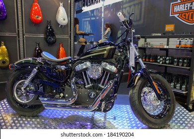 BANGKOK - MARCH 26 : Harley-Davidson Sporter Iron 883 on display at The 35th Bangkok International Motor Show 2014 on March 26, 2014 in Bangkok, Thailand
