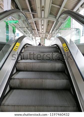 Turnpike Lane Escalator