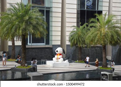 Bangkok Thailand 09102019 Giant Sitting Snoopy Stock Photo (Edit Now ...