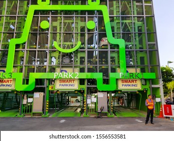 Bangkok, Thailand 11 Nov 2019. Smart Car Park Using Rotary Lift Innovate System Create More Multiple Space And Increase Number Of Parking Lot. Solution For Small Or Narrow Parking Area In Urban City