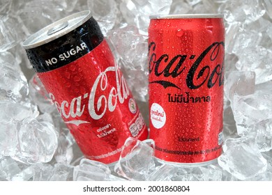 Bangkok, Thailand. 27 June, 2021 : Selective Focus And Blur Image New Product Coke No Sugar Can And Old Product Coke No Sugar Can . Coca Cola Manufactured By Coca-Cola Company.