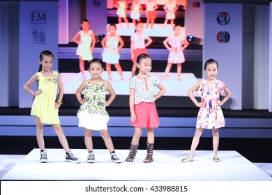 Bangkok, Thailand - 7 June 2016 : 15th Year Anniversary Of CIDI To Present Fashion Show Designed By Students, Female, Male And Kid Model