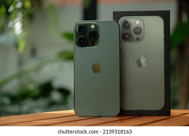 BANGKOK THAILAND : Apple launch smartphone iPhone 13 Pro New Color ALPINE GREEN on March 25 ,2022 bangkok ,thailand