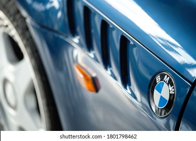 BANGKOK, THAILAND - AUGUST 24, 2020: Close Up Of BMW X3 Logo Detail & Side Air Duct Grill. Sports Roadster Car With Shiny Blue Paint. BMW Is German Car Manufacturer. Concept Of Car Brand & Company.