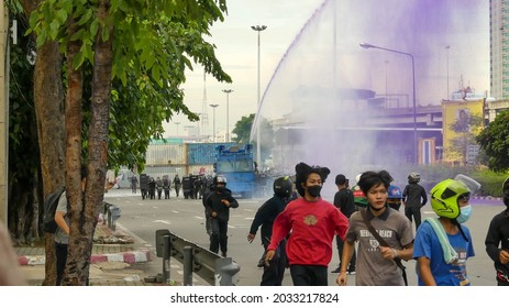 Bangkok, Thailand- August 29, 2021: Riot Police Used The Water Cannon To Fired 