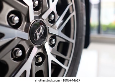 BANGKOK, THAILAND - AUGUST 30, 2020: Hyundai Alloy Wheel After Ceramic Coat. Close Up Of OEM Rims With Hyundai Logo After Polishing & Coating. Korean Car Concept. Car Wheel Background. Selective Focus