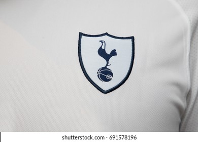 Tottenham Hotspur Images Stock Photos Vectors Shutterstock