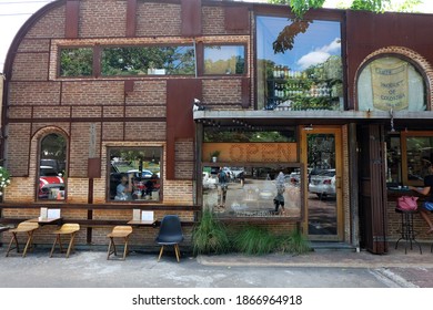 BANGKOK, THAILAND- DECEMBER 1, 2015: Exterior Architecture And Front Facade Design At 'UNFASHION CAFE' Local Coffee Shop Decorated In Industrial Loft Style