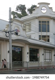 BANGKOK, THAILAND - DECEMBER 12, 2020: Exterior Building Of MRT Blue Line, Wat Mangkon Station In Bangkok Subway.