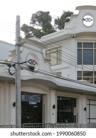 BANGKOK, THAILAND - DECEMBER 12, 2020: Exterior Building Of MRT Blue Line, Wat Mangkon Station In Bangkok Subway.