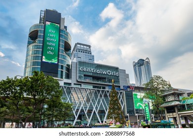 Bangkok, Thailand - December 2021: Central World shopping mall in downtown Bangkok, Thailand. Central World is a shopping plaza and complex and it's the eleventh largest shopping complex in the world.