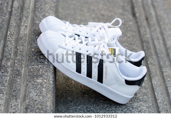 adidas superstar 21