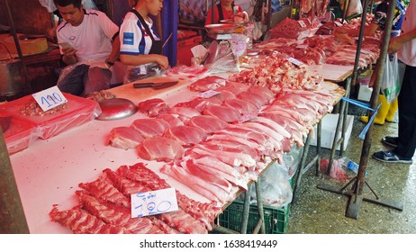 263 Women asian cutting pork meat Images, Stock Photos & Vectors ...