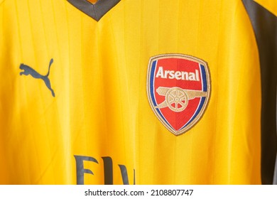 Bangkok, Thailand - Jan 18, 2022 : close up Arsenal logo on Arsenal retro shirt away jersey season 2016-2017