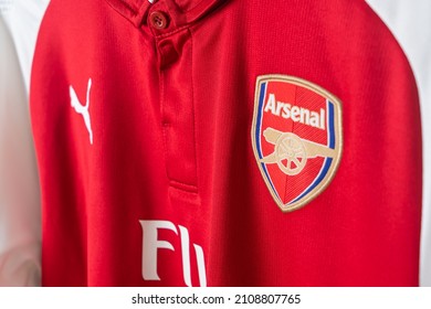 Bangkok, Thailand - Jan 18, 2022 : close up Arsenal logo on Arsenal retro shirt home jersey season 2017-2018