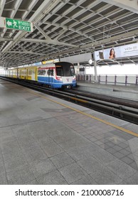 Bangkok Thailand- January 1 2022: SkyTrain At Bts Wongwienyai Station Silom Line