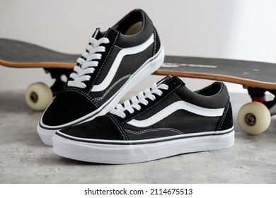 men in vans shoes