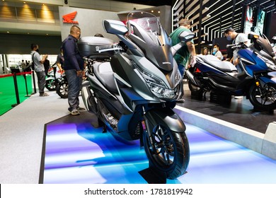 116 Honda forza Images, Stock Photos & Vectors | Shutterstock