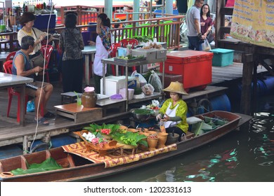 Bangkok Thailand Jul 21th 2018 Boat Stock Photo 1202331613 | Shutterstock