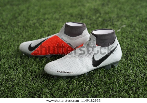 Nike kids jr hypervenom phantom 3 club ic soccer toddler little