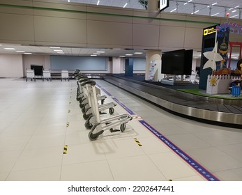 Bangkok, Thailand - July 22, 2022 : Empty Airport Luggage Trolleys Or Baggage Carts At Baggage Claim Aria In Arrival Terminal At Suvarnabhumi Airport On During Covid Or Coronavirus Pandemic.