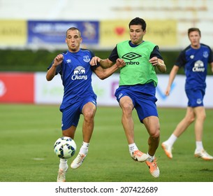 BANGKOK, THAILAND - JULY 26:Leon Osman Of Everton In Action During An Evening Session At Supachalasai Stadium On July 26, 2014 In Bangkok, Thailand.