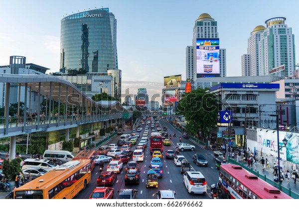 Bangkok Thailand June 19 17 Shopping Stock Photo Edit Now