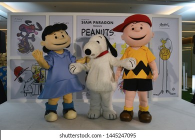 Bangkok, Thailand – June 21, 2019: Costume Of Snoopy, Charlie Brown And Lucy Van Pelt From Cartoon The Peanuts Movie By Charles M. Schulz At Siam Paragon Shopping Mall