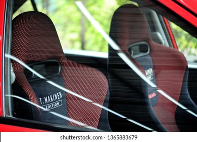 Bilder Stockfoton Och Vektorer Med Mitsubishi Lancer Evo