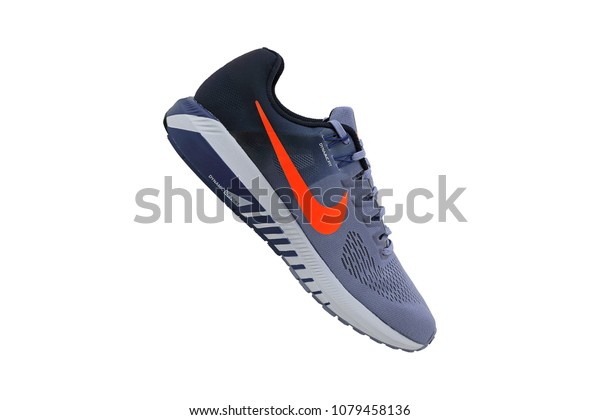 26 march nike