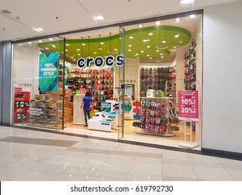 Crocs Shoes Images, Stock Photos 