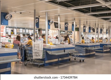 Bangkok, Thailand May 18, 2020. Cash Register At Ikea Mega Bangna With Staff In Face Mask And Plastic Shield. Reopening After The Government Closure Due To Covid-19 Outbreak In The Country.