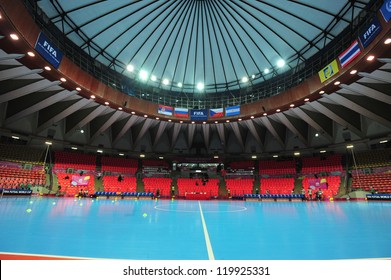 BANGKOK, THAILAND - NOV 12 :Indoor Stadium Huamark, FIFA Futsal World Cup Between Russia And Czech Republic At Indoor Stadium Huamark On November 12, 2012 In Bangkok, Thailand.