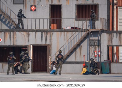 Bangkok, Thailand - November 18, 2019 : Demonstration Showcase The Capability Of The Royal Thai Armed Forces And Disaster Relief Agency At Defense And Security 2019 Impact Exhibition Center Thailand.