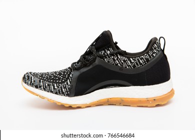 adidas puro slancio immagini, foto di repertorio & vettori (10% adidas puro slancio immagini, foto di repertorio & vettori (10%