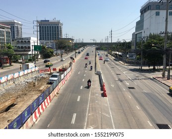 Bangkok Thailand - November 5, 2019 Empty Jangwattana Road Passing Government Complex A Day After 35th ASEAN Summit 