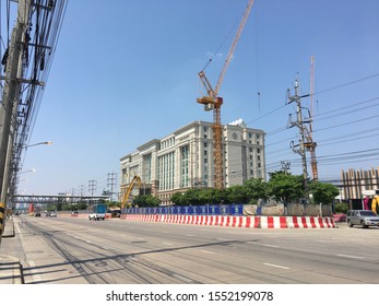 Bangkok Thailand - November 5, 2019 Empty Jangwattana Road Passing Government Complex A Day After 35th ASEAN Summit 