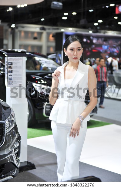 BANGKOK-NOVEMBER 29 pretty\
moter expo at The 36nd Motor expo 2019 on december 2, 2019 in\
Bangkok,\
Thailand