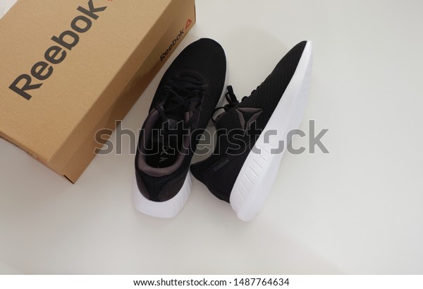 reebok box
