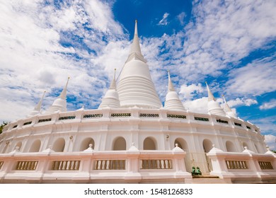 330 Wat Prayurawongsawas Images, Stock Photos & Vectors | Shutterstock