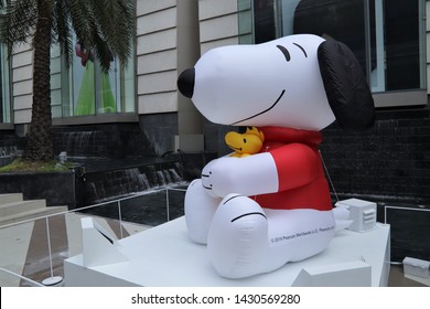 Snoopy Dog Images Stock Photos Vectors Shutterstock