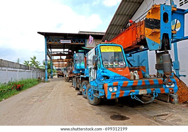 BANGKOK-THAILAND-AUGUST 1 : The old crane truck\
at steel factory on August 1, 2017 Bangkok,\
Thailand